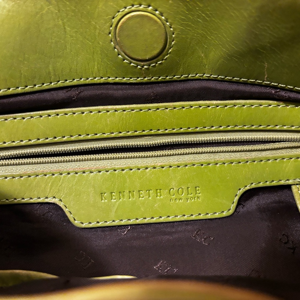 Kenneth Cole - Picture 2 of 3